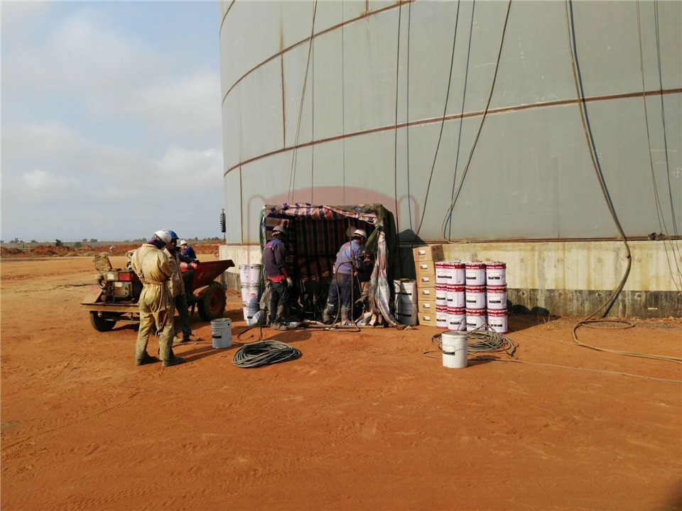 применение покрытия баков для хранения топлива в Анголе